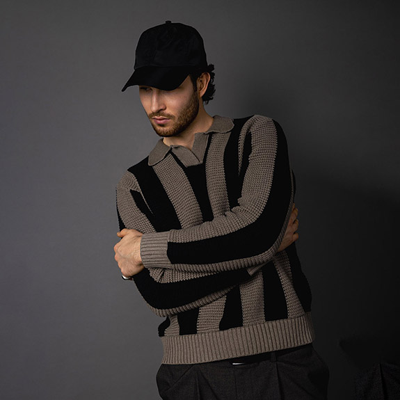 Escobar Sweater Black/Sand URBAN PIONEERS