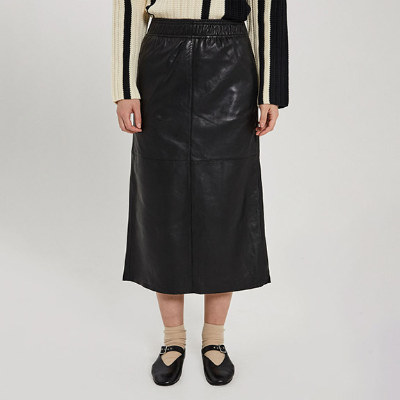 Shelby midi leather skirt Black